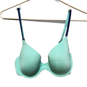 Victoria's Secret Uplift Semi Demi Bra size 32 C Light Green Colored Underwire